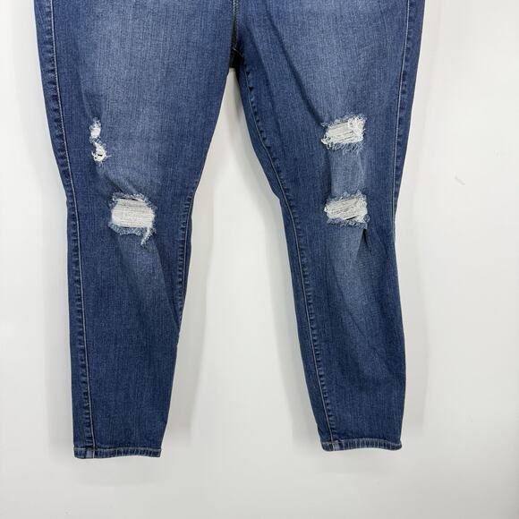 Torrid Bombshell Skinny Jeans Plus size 22S Medium Blue Denim High Rise Destroye - Picture 3 of 10